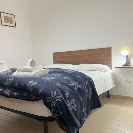 Apartamento La Torretta LʼAquila Exterior foto
