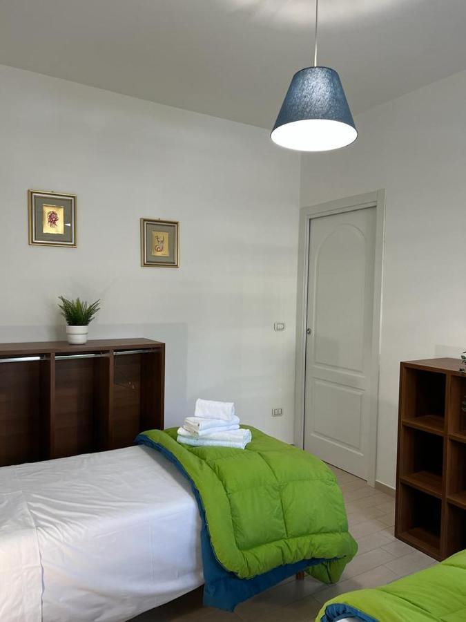 Apartamento La Torretta LʼAquila Exterior foto
