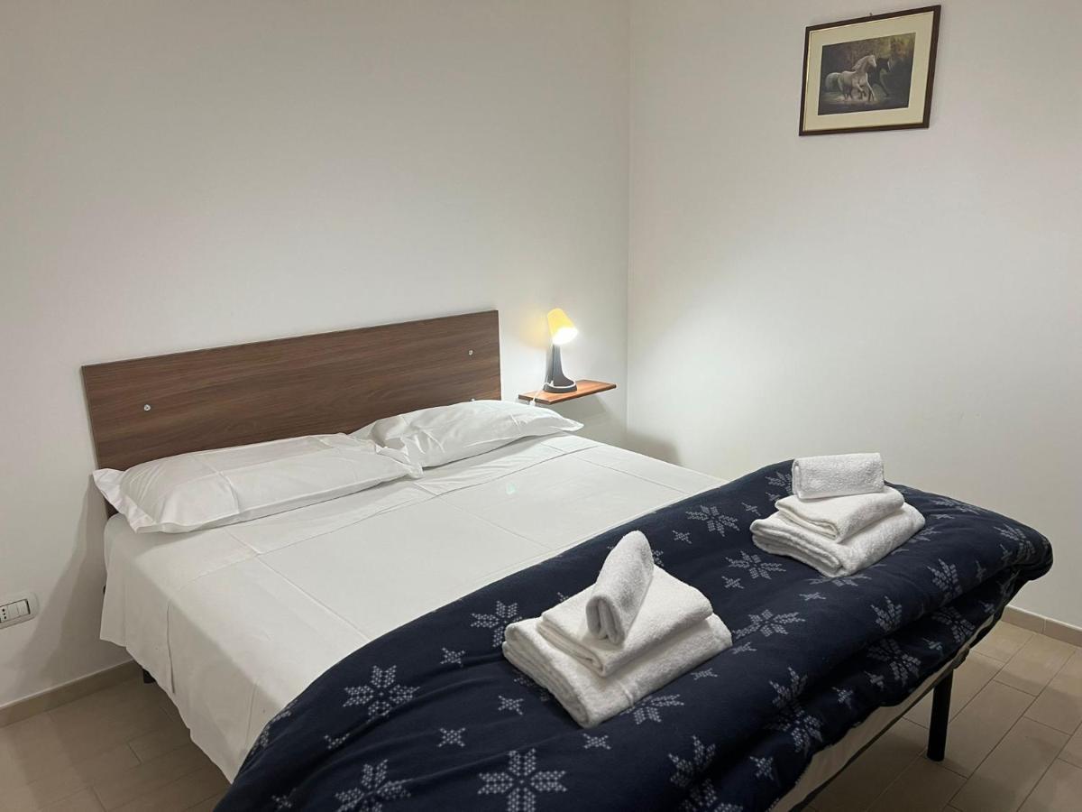 Apartamento La Torretta LʼAquila Exterior foto